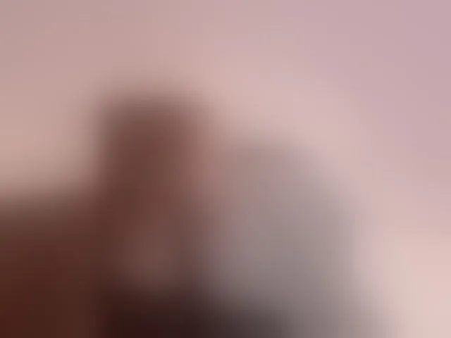 Live sex webcam photo for Megan-Holly #293260762