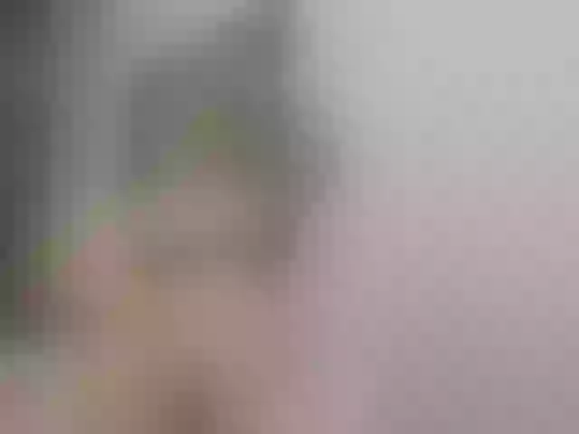Live sex webcam photo for Megan-Ros #276831488