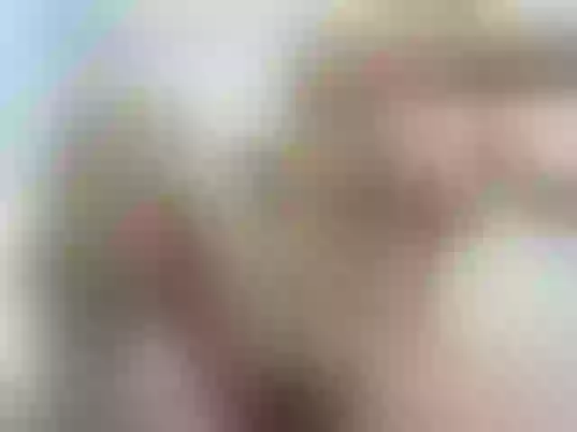 Live sex webcam photo for Megan-Ros #276946028