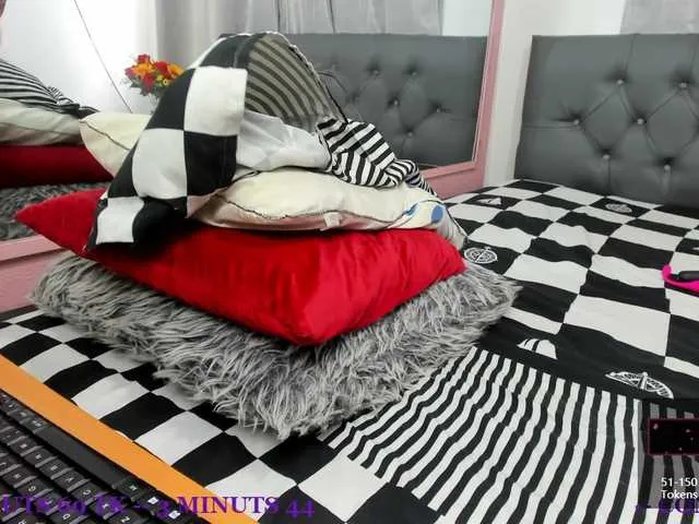 Live sex webcam photo for MeganCoppiano #272855486