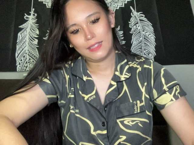 Live sex webcam photo for MeganEmma0 #291055901