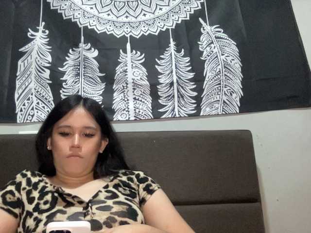 Live sex webcam photo for MeganEmma0 #291369195