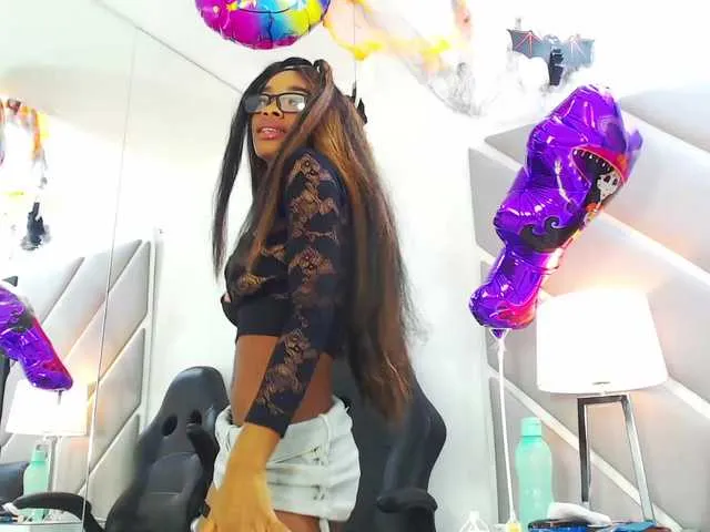 Live sex webcam photo for MeganFashion #276509534