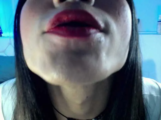 Live sex webcam photo for MeganFox-1 #273785954