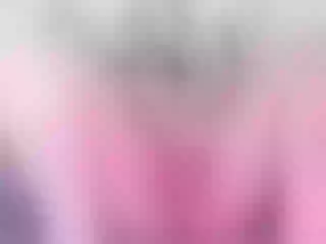 Live sex webcam photo for MeganOryan #276100499