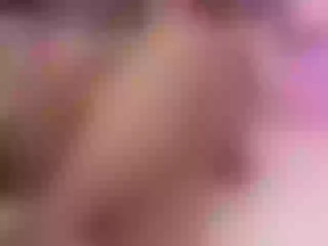 Live sex webcam photo for MeganRosse #276903438