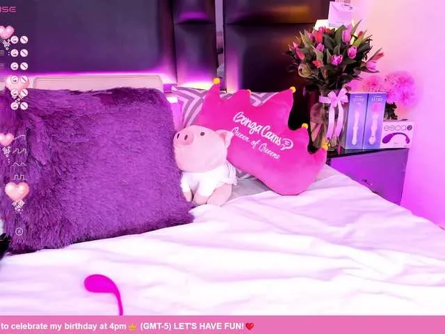 Live sex webcam photo for MeganRosse #277852192