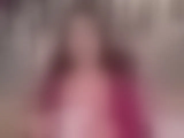 Live sex webcam photo for MeganScott #293595937