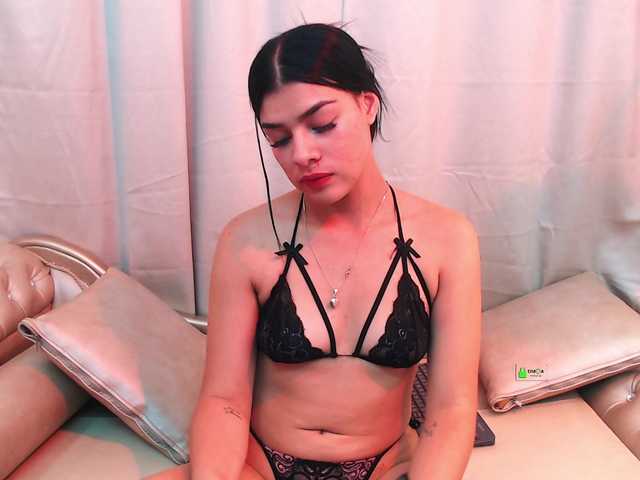 Live sex webcam photo for MeganWade #278166598