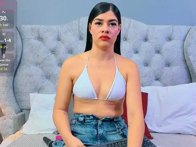 Live sex webcam photo for MeganWade #291939929