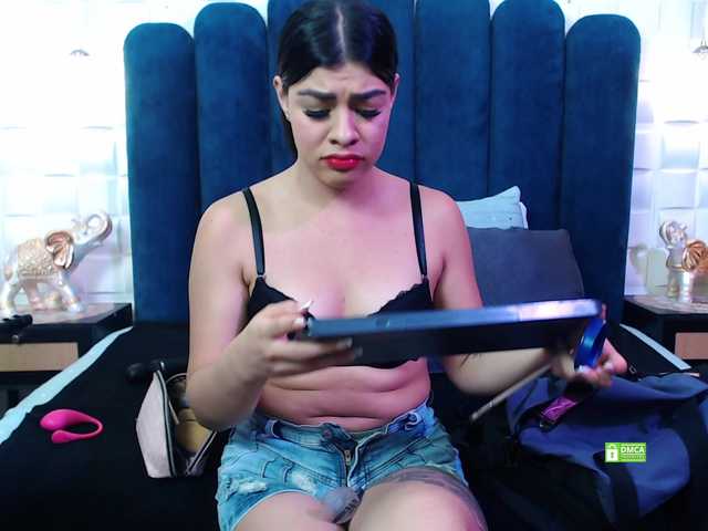 Live sex webcam photo for MeganWade #292026354