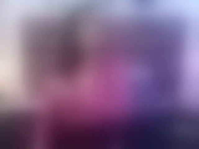 Live sex webcam photo for MeganWade #293700660