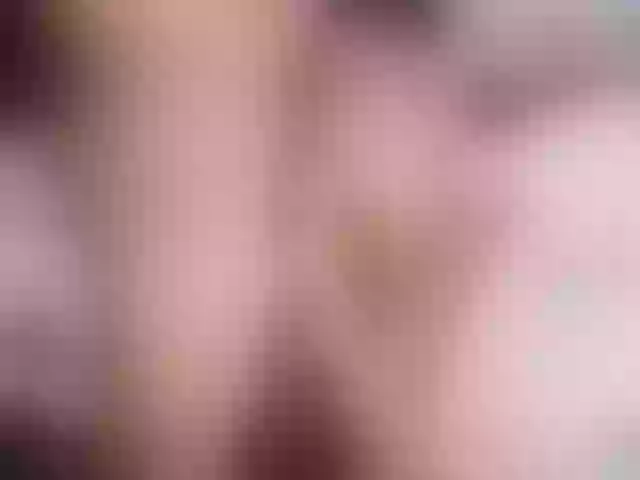 Live sex webcam photo for MeganYandi #277363637