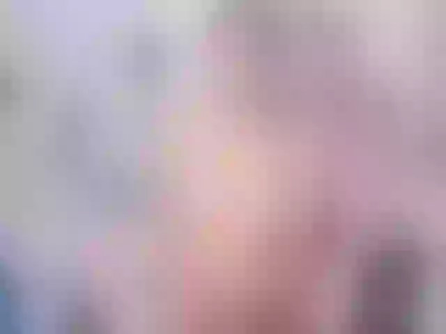 Live sex webcam photo for MeganYandi #277381217