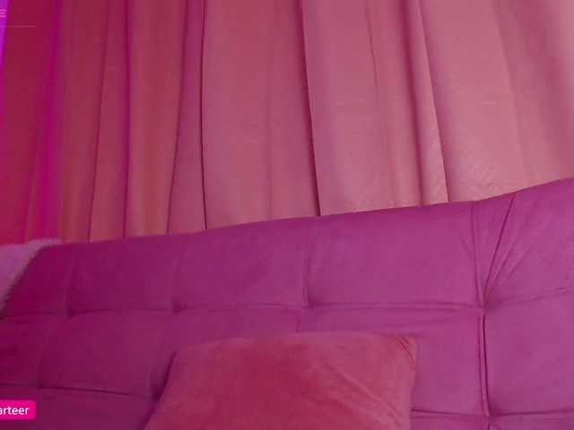 Live sex webcam photo for Megancarter #277411035