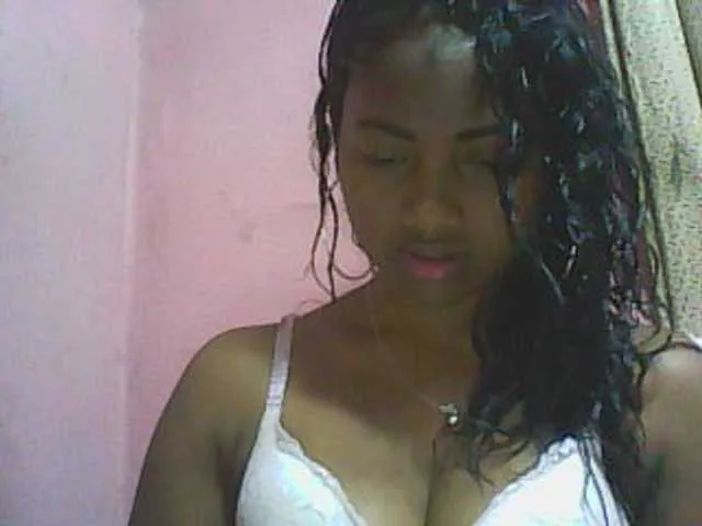 Live sex webcam photo for Megannehot #276715118