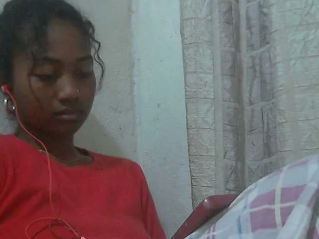 Live sex webcam photo for Megannehot #290770227