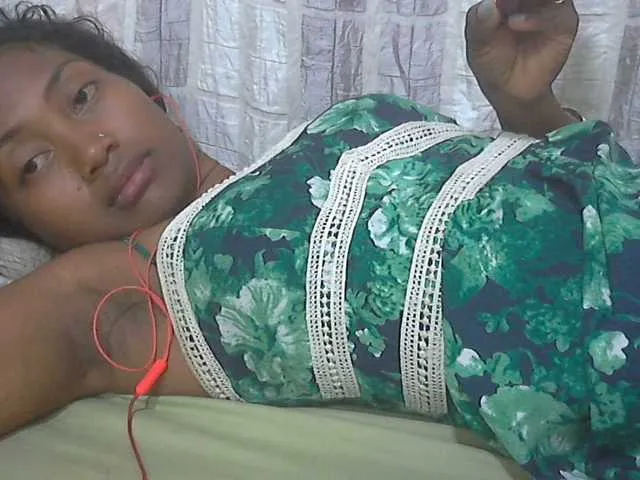 Live sex webcam photo for Megannehot #290868684