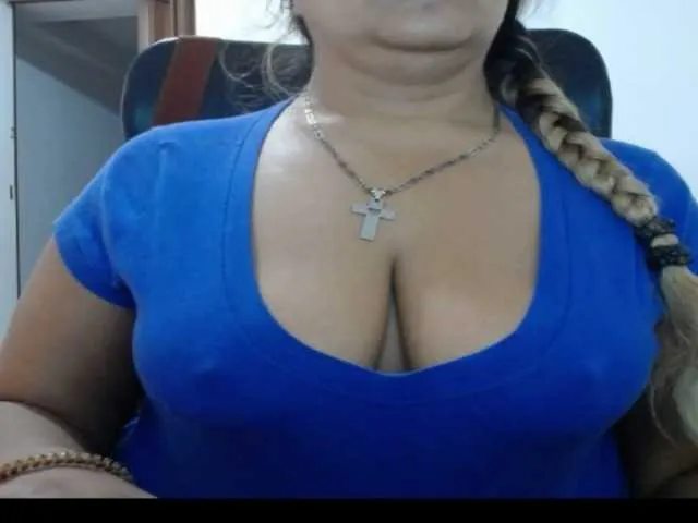 Live sex webcam photo for Meganny2022 #288028505