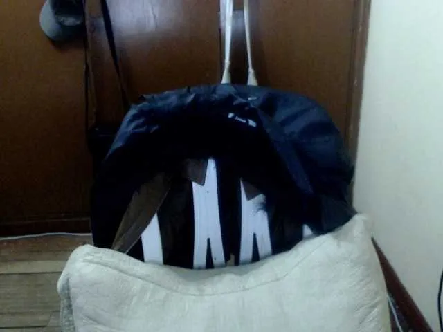 Live sex webcam photo for Meganny2023 #275926992