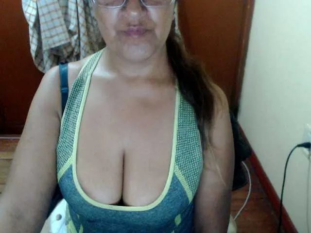 Live sex webcam photo for Meganny2023 #276097660