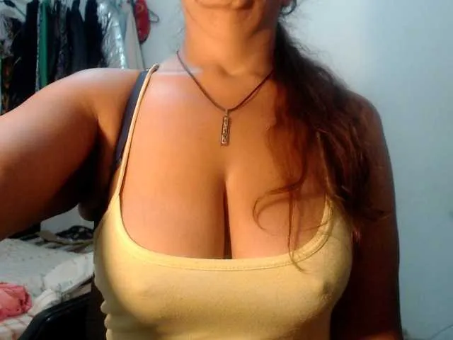 Live sex webcam photo for Meganny2023 #276998965