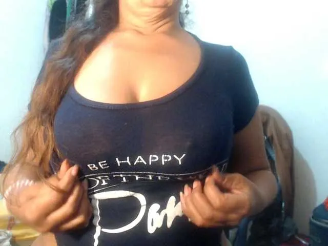 Live sex webcam photo for Meganny2023 #277132958