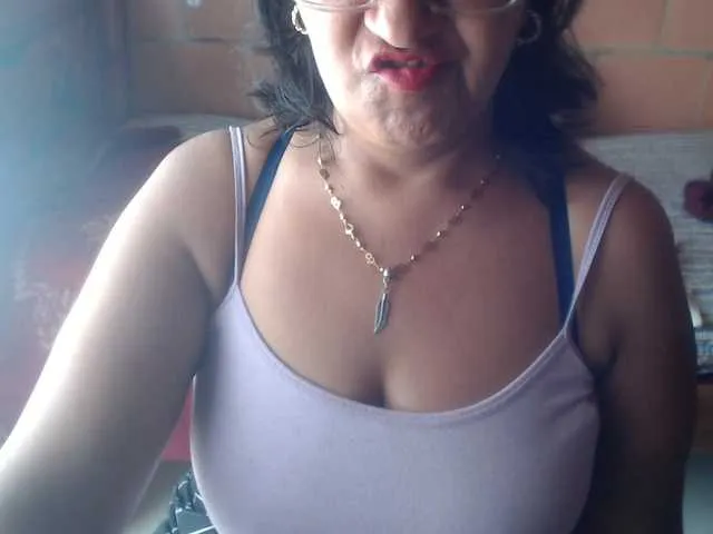 Live sex webcam photo for Meganny2023 #290401941