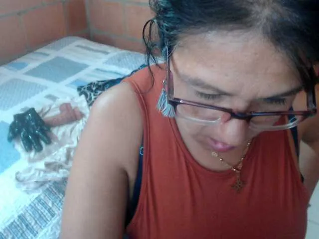 Live sex webcam photo for Meganny2023 #290474721