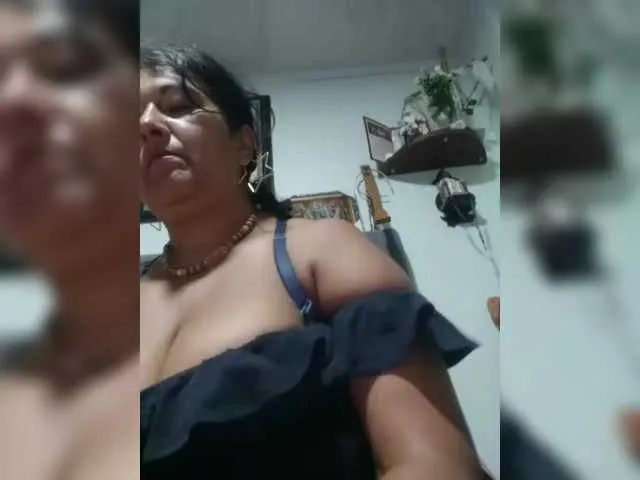 Live sex webcam photo for Meganny2023 #291456257