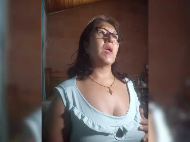 Live sex webcam photo for Meganny2023 #291794442