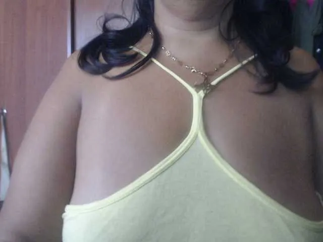 Live sex webcam photo for Meganny2023 #292035383