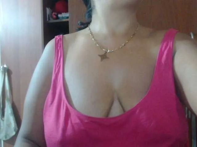 Live sex webcam photo for Meganny2023 #292057896