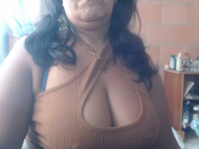 Live sex webcam photo for Meganny2023 #292363434