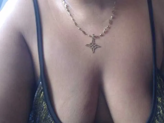 Live sex webcam photo for Meganny2023 #292561339