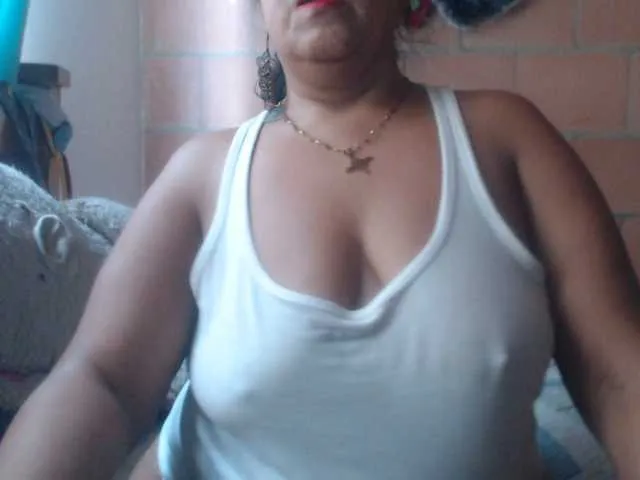 Live sex webcam photo for Meganny2023 #292566970