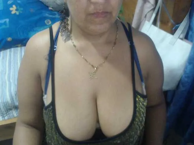 Live sex webcam photo for Meganny2023 #293313871