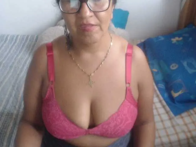 Live sex webcam photo for Meganny2023 #293401588