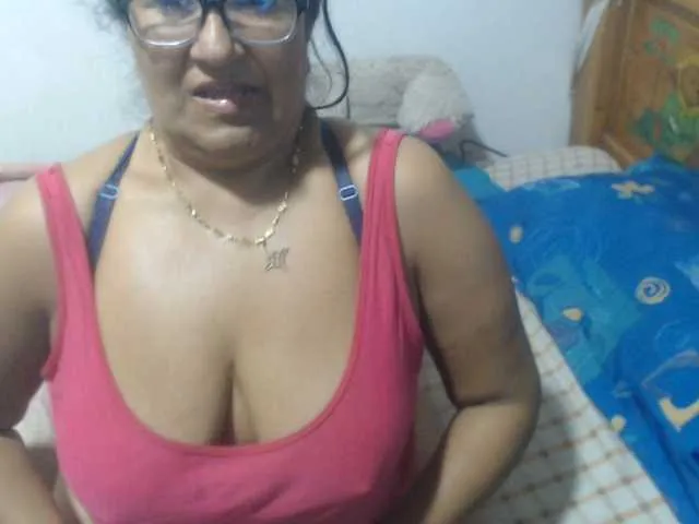 Live sex webcam photo for Meganny2023 #293694416