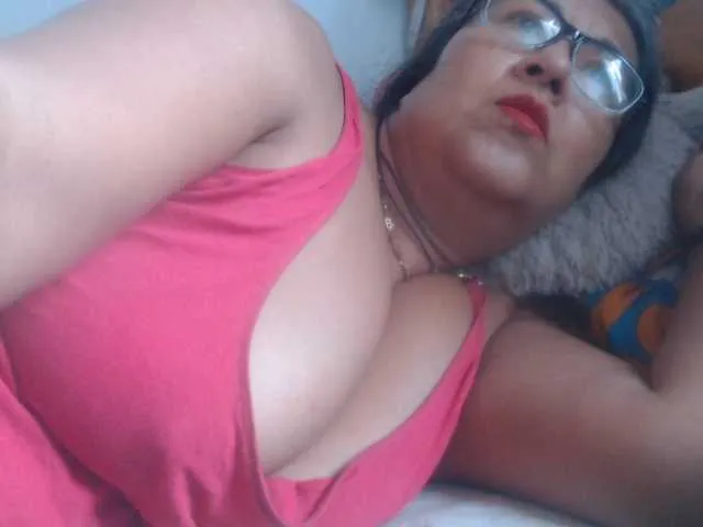 Live sex webcam photo for Meganny2023 #293944109