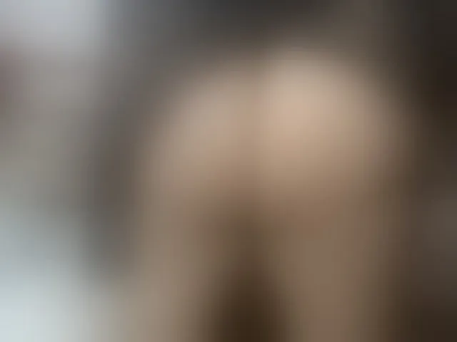Live sex webcam photo for Meganny2023 #294177943