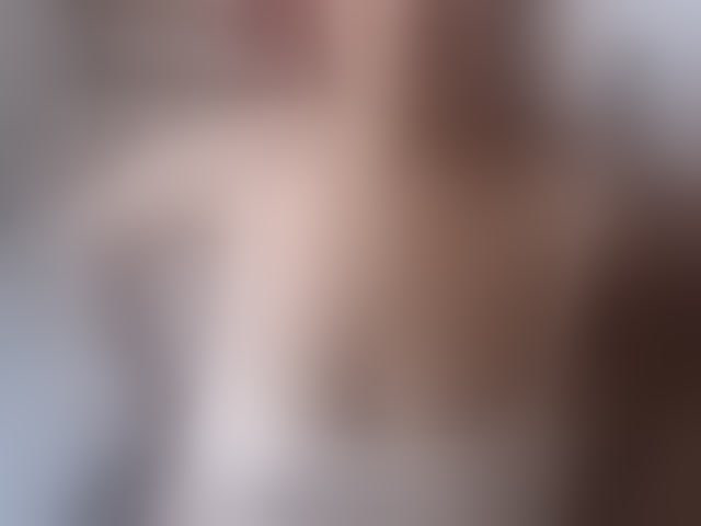 Live sex webcam photo for Meganny2023 #294233099