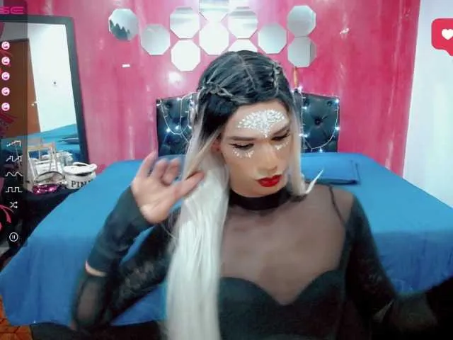 Live sex webcam photo for Megansweett1 #273622242