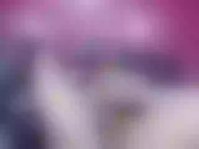 Live sex webcam photo for Megansweett1 #273896105