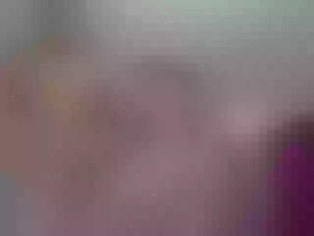 Live sex webcam photo for Megansweett1 #274622778