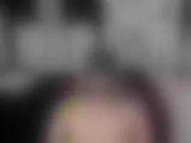 Live sex webcam photo for Megansweett1 #276737140