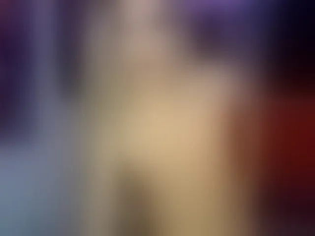 Live sex webcam photo for Megansweett1 #278060758