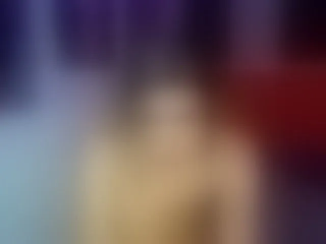 Live sex webcam photo for Megansweett1 #278062337