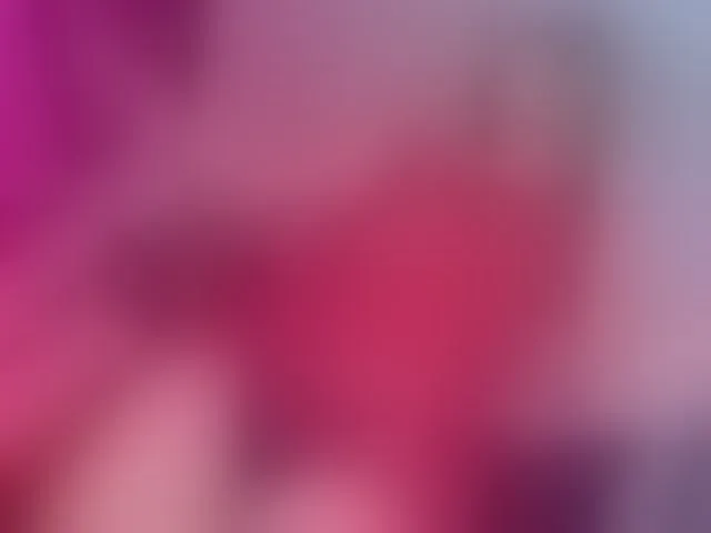 Live sex webcam photo for Megansweett1 #291756765
