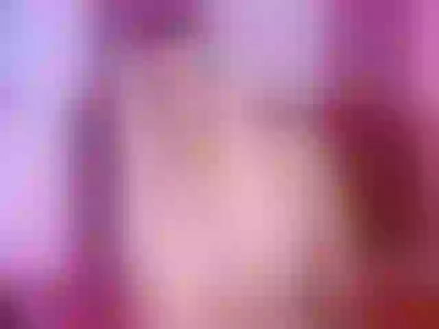Live sex webcam photo for Megansweett1 #291959352